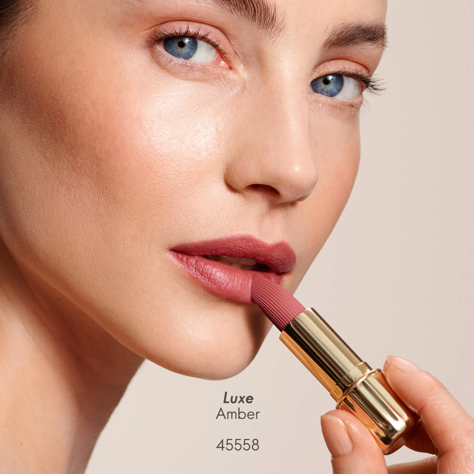 Batom Eternal Glow com FPS 25 Giordani Gold 455593.8 g.