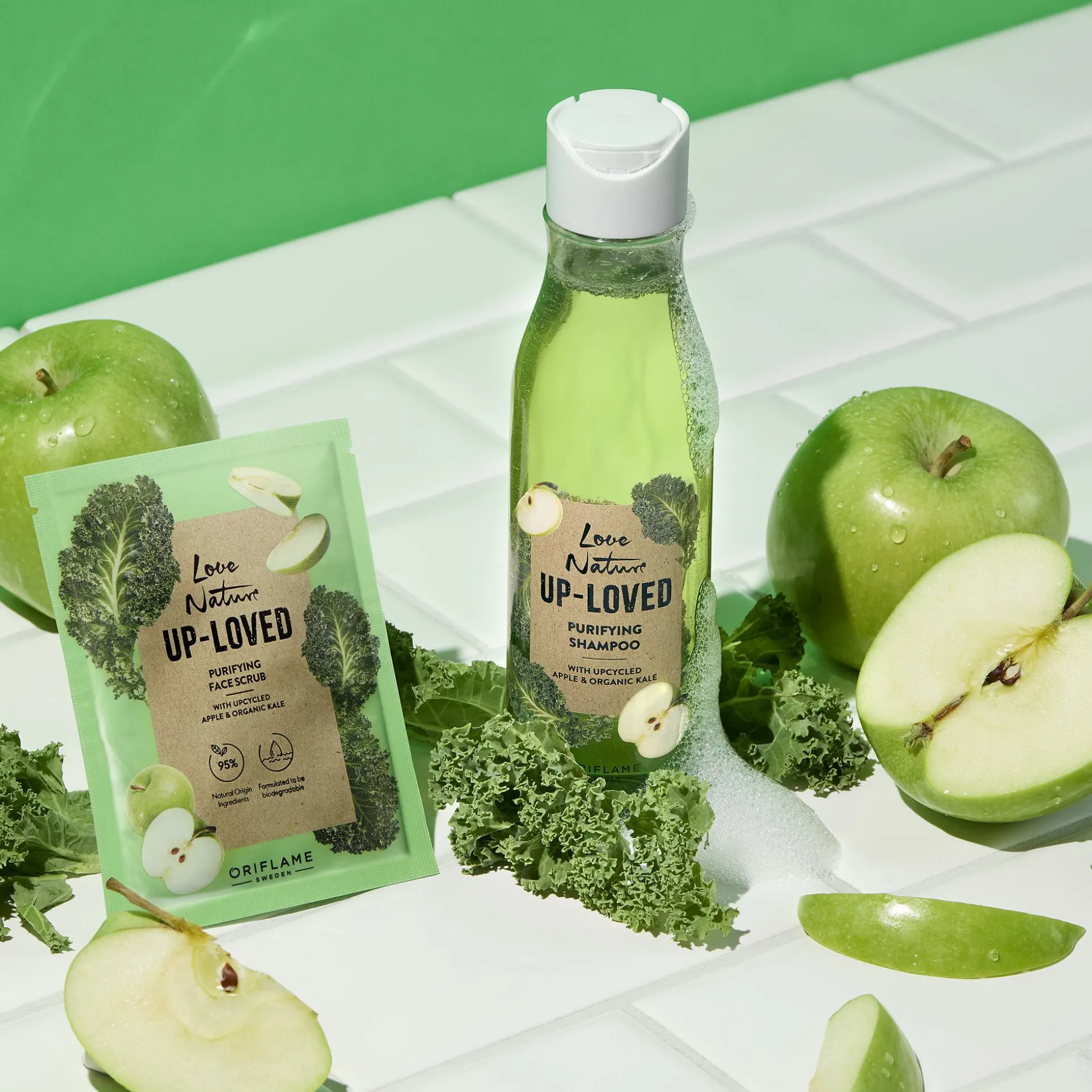 Champô Purificante Love Nature Up-Loved com Maçã e Couve Biológicas Recicladas 250 ml.