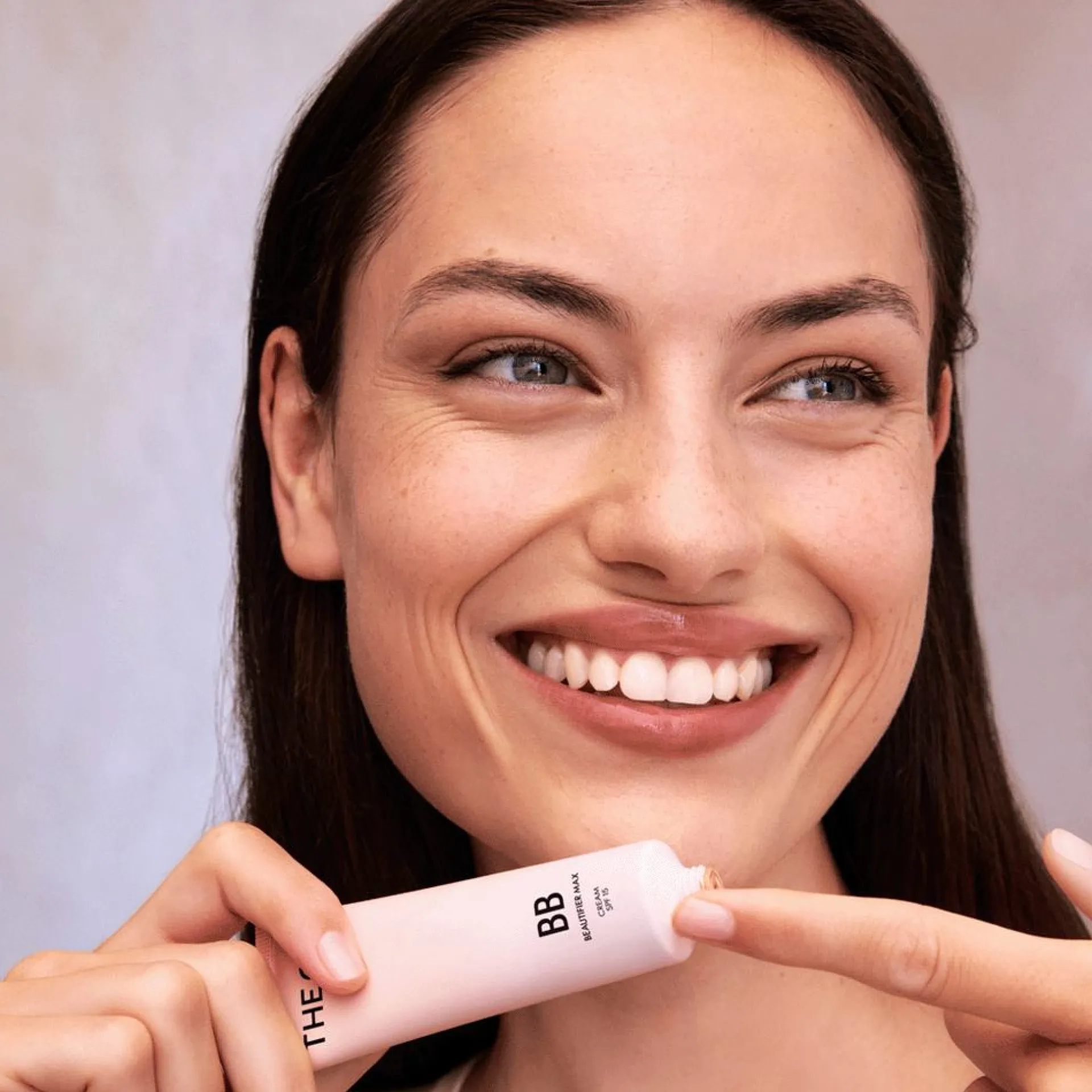 Creme BB Beautifier Max com FPS 15 THE ONE 4613730 ml.