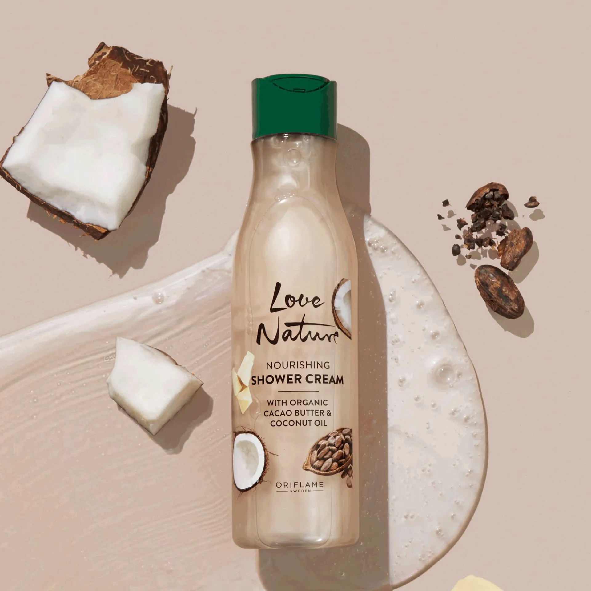 Creme de Banho Nutritivo com Manteiga de Cacau e Óleo de Coco Biológicos Love Nature 250 ml.