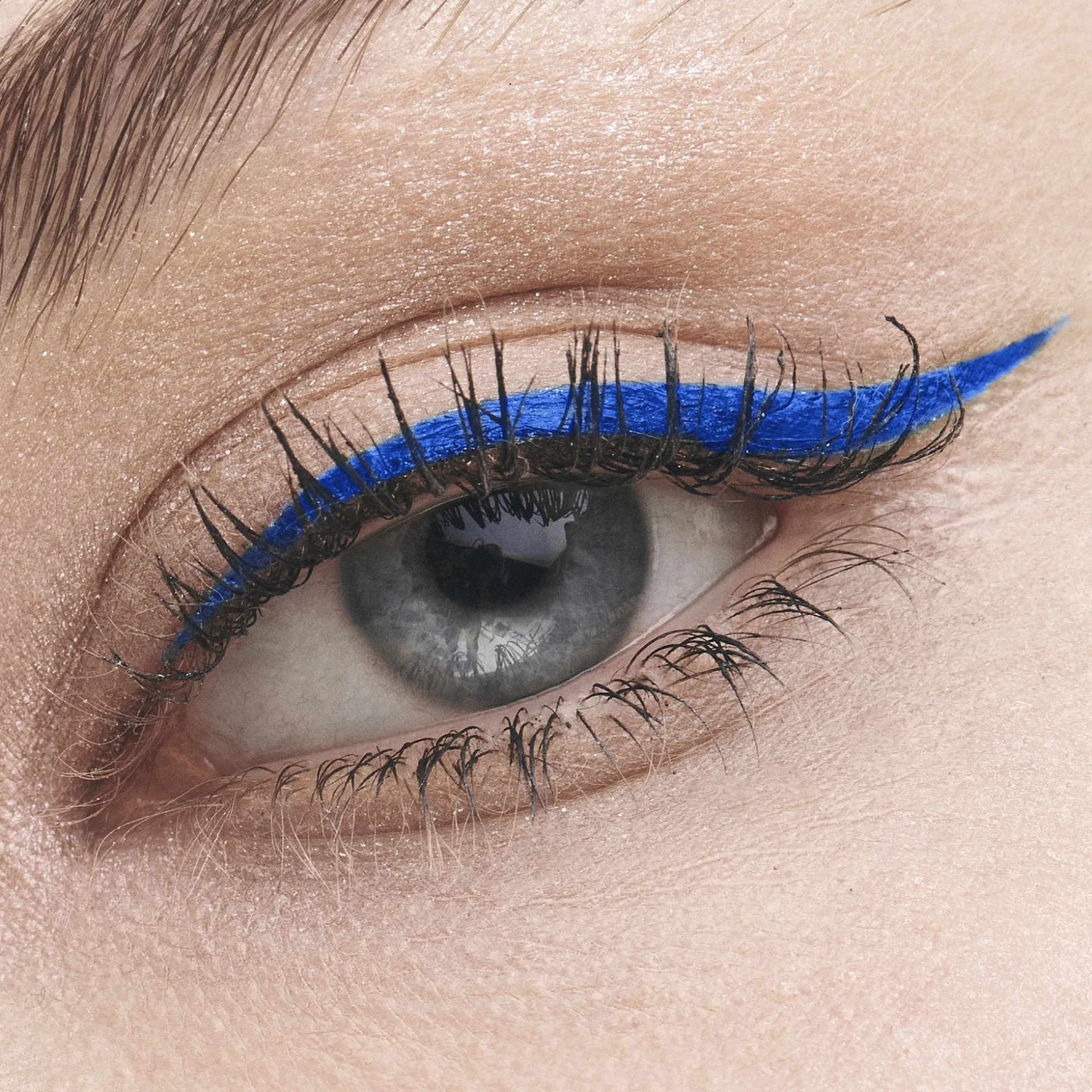 Eyeliner Stylo THE ONE 465560.72 ml.