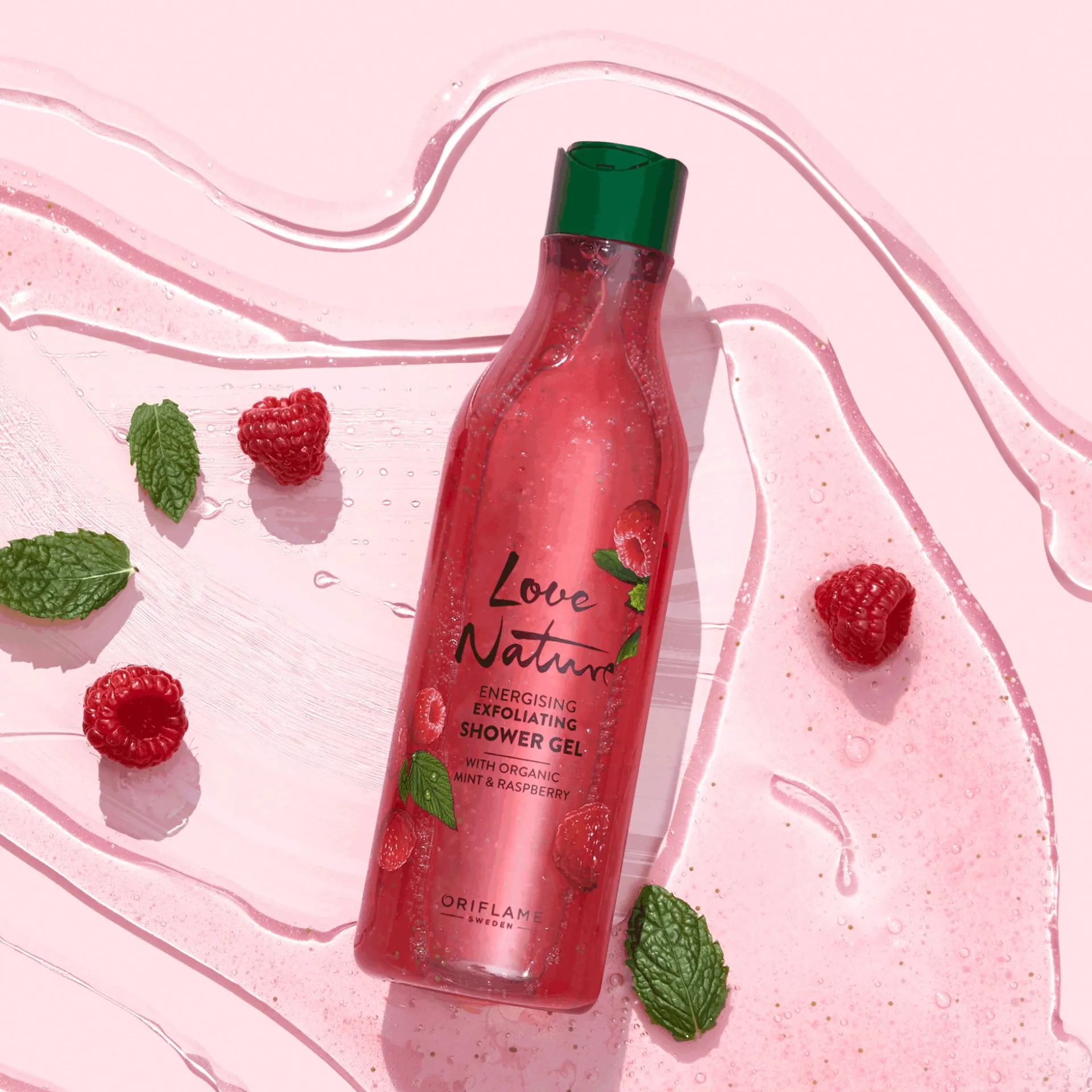 Gel de Duche Esfoliante e Energizante com Menta e Framboesa Biológicas Love Nature 500 ml.