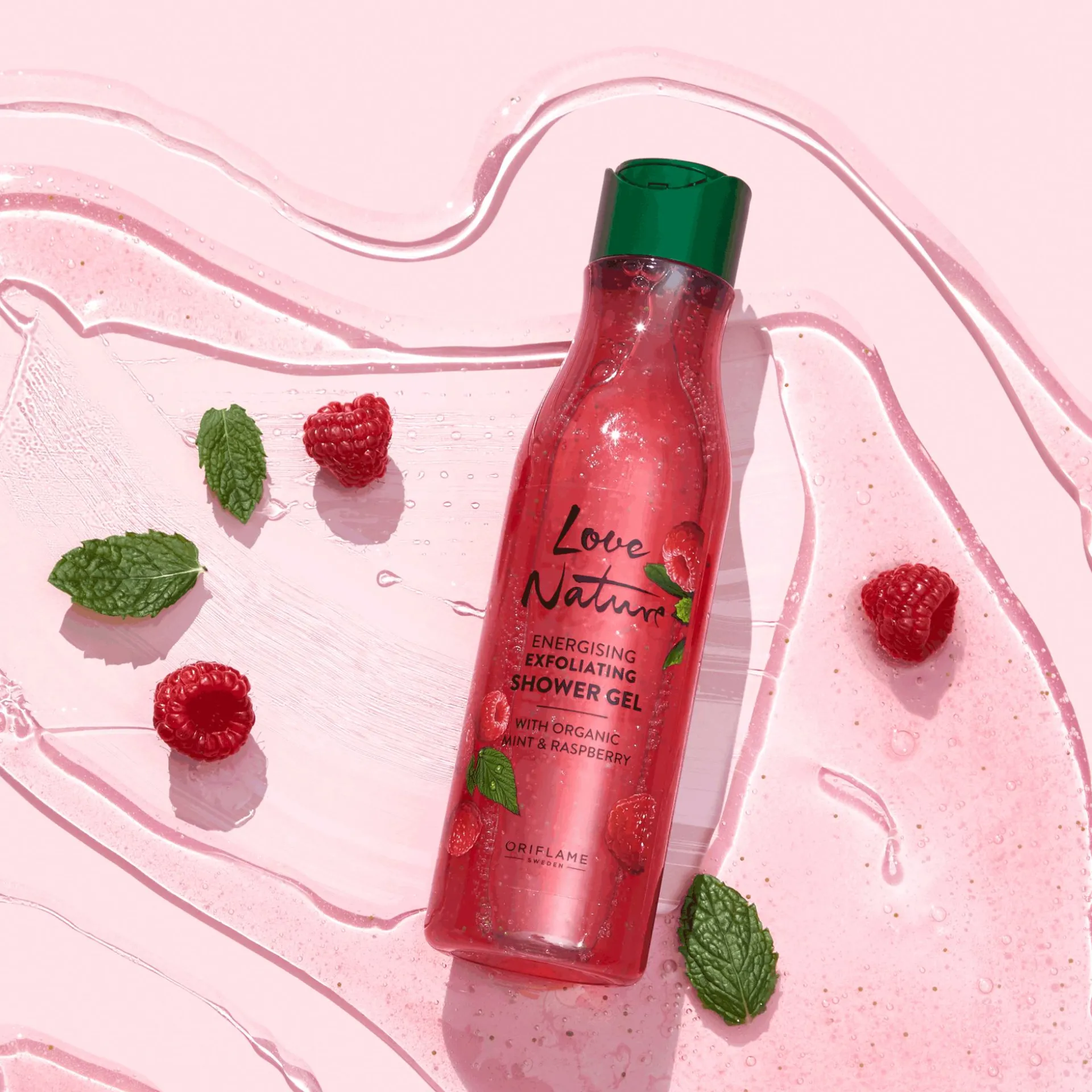 Gel de Duche Esfoliante e Energizante com Menta e Framboesa Biológicas Love Nature 250 ml.