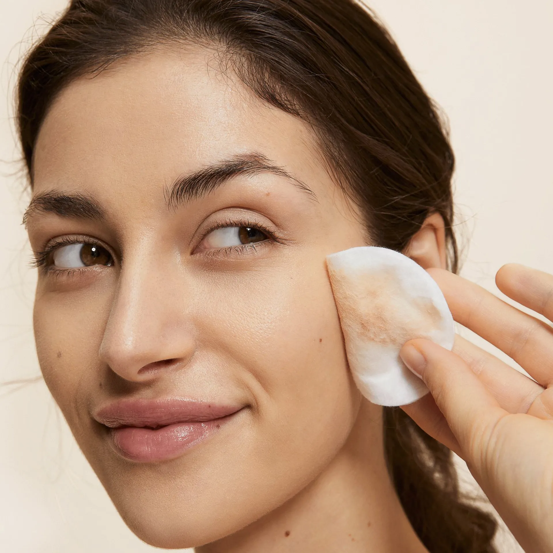 Água Micelar Calmante com Chia e Mel Biológicos Love Nature 150 ml.