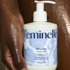 Lavagem Íntima Refrescante com Água de Rosas Feminelle 300 ml.