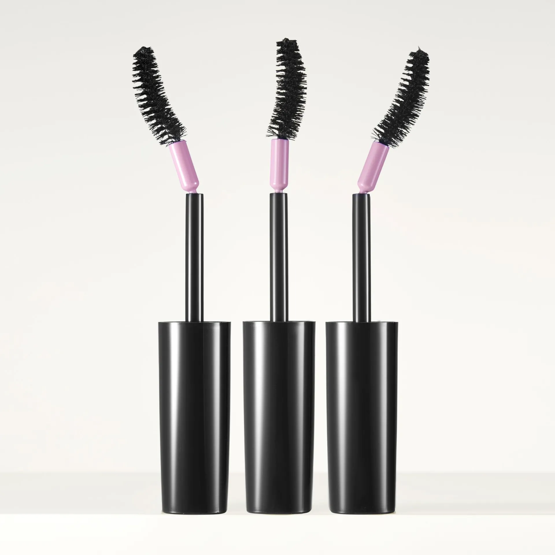 Máscara de Pestanas Flexível False Lashes Salon Lift 360 THE ONE - Black 8 ml.