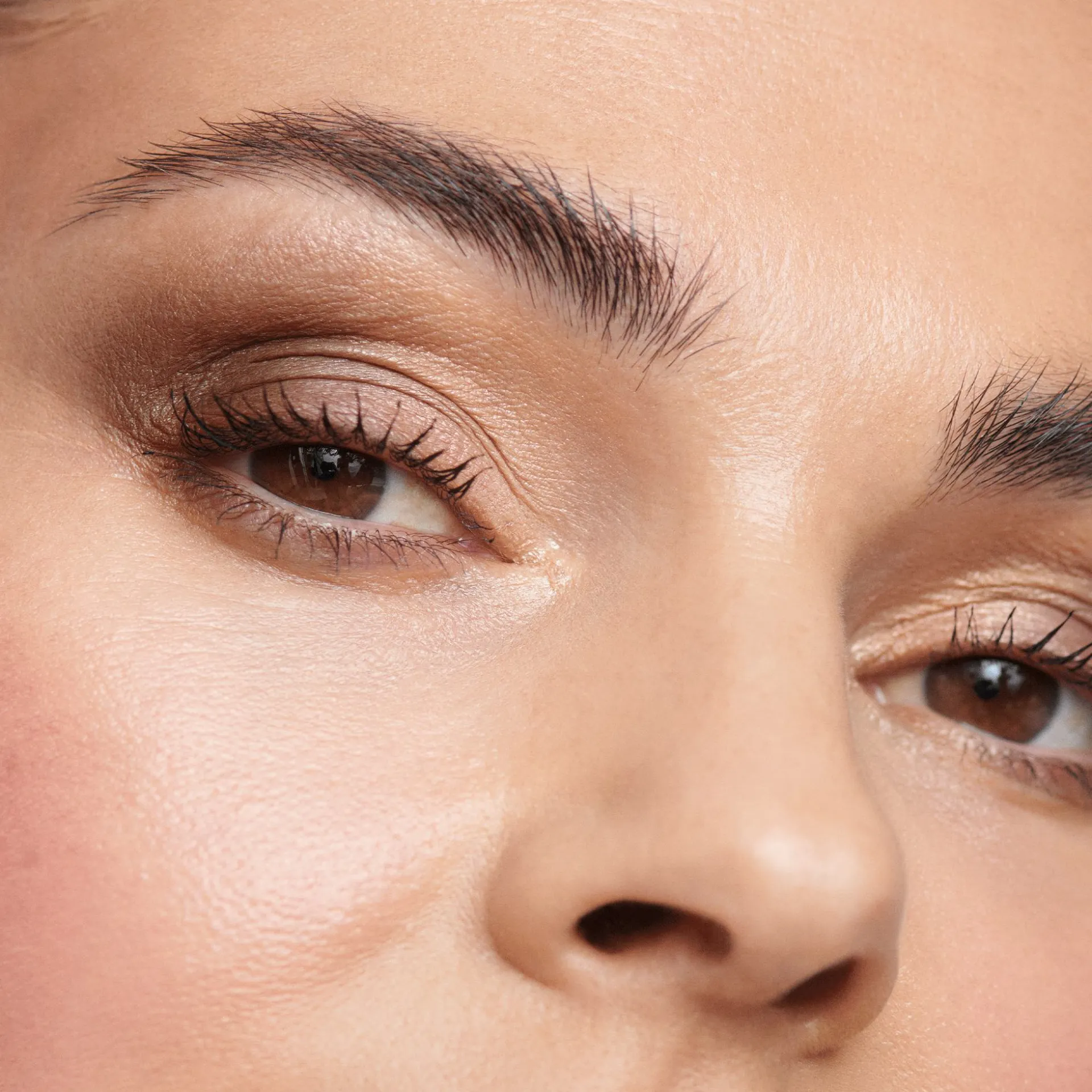 Paleta de Rosto e Olhos Fabulous Beauty Giordani Gold 8 g.