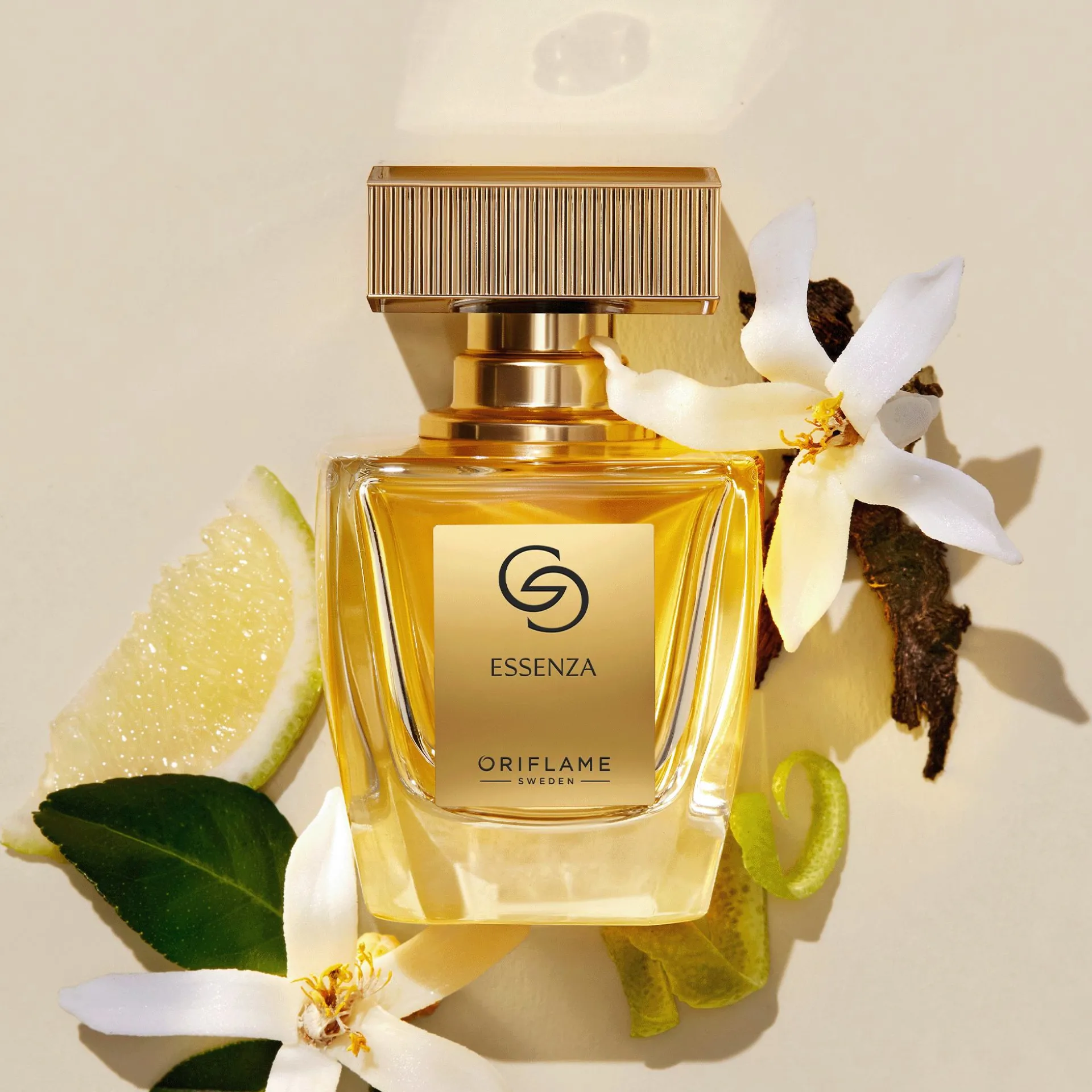 Parfum Essenza Giordani Gold 50 ml.
