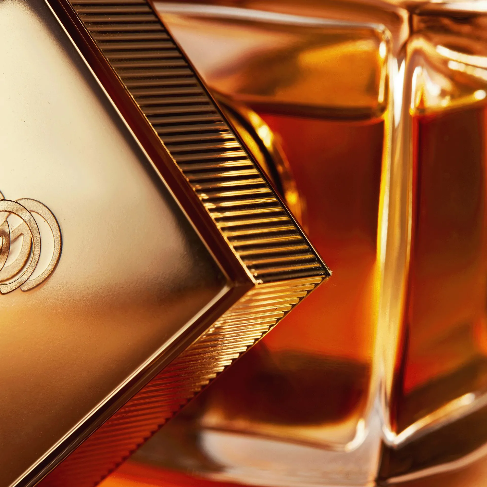 Parfum Essenza Man Elixir Giordani Gold 50 ml.