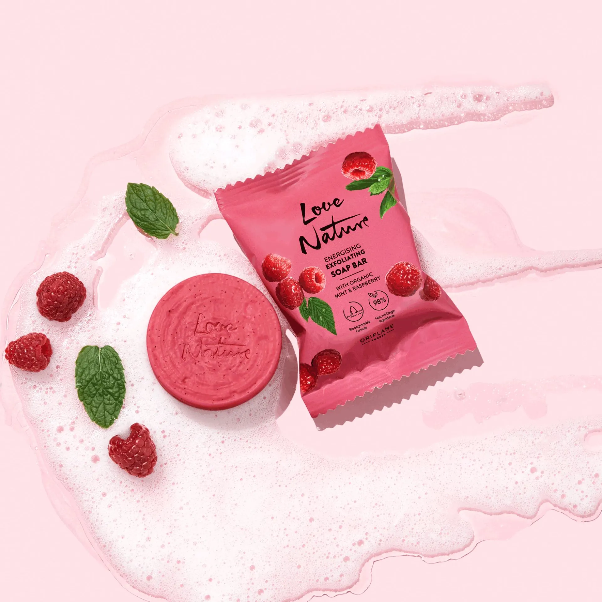 Sabonete Esfoliante e Energizante com Menta e Framboesa Biológicos Love Nature 75 g.