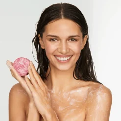 Sabonete Esfoliante e Energizante com Menta e Framboesa Biológicos Love Nature 75 g.