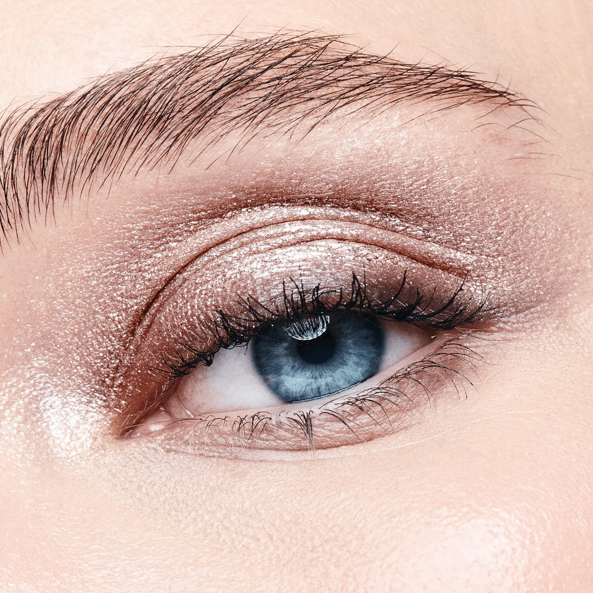 Sombra de Olhos Líquida Metallic THE ONE 453625 ml.